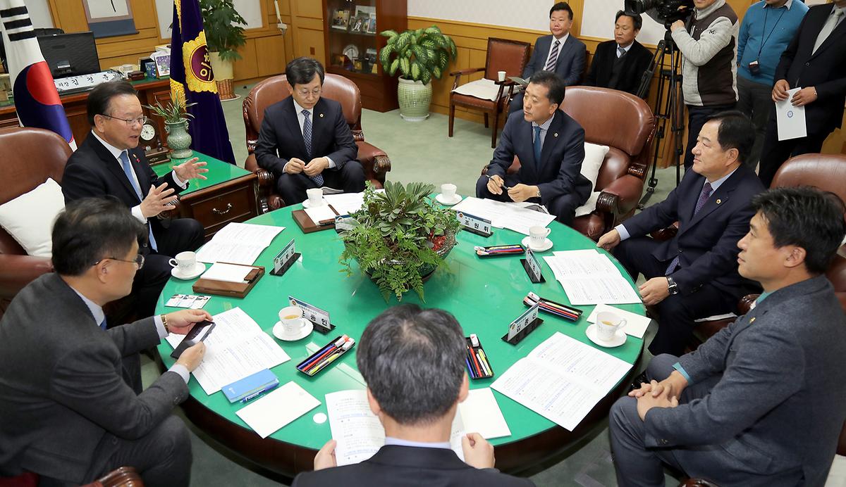 대전시의회 김경훈 의장, 행정안전부 장관 접견