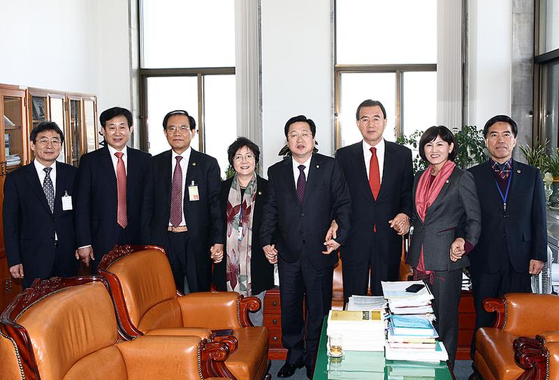 대전시의회, 2015년도 국비 예산 확보 위해 국회 방문 [ 2014-11-04 ]