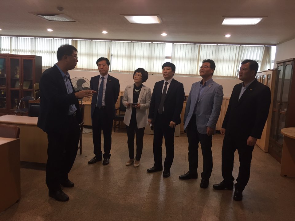 (20160927)_제227회_임시회_현장방문(산업건설위원회)_(옛_중앙동주민센터1)