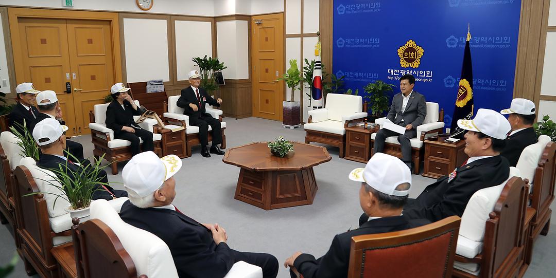 20180806 김종천 의장 무공수훈자회 간담회 가져 1.