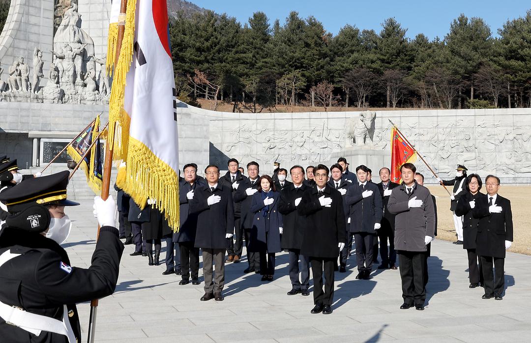 2023.01.03 대전현충원 참배 (7) (2)