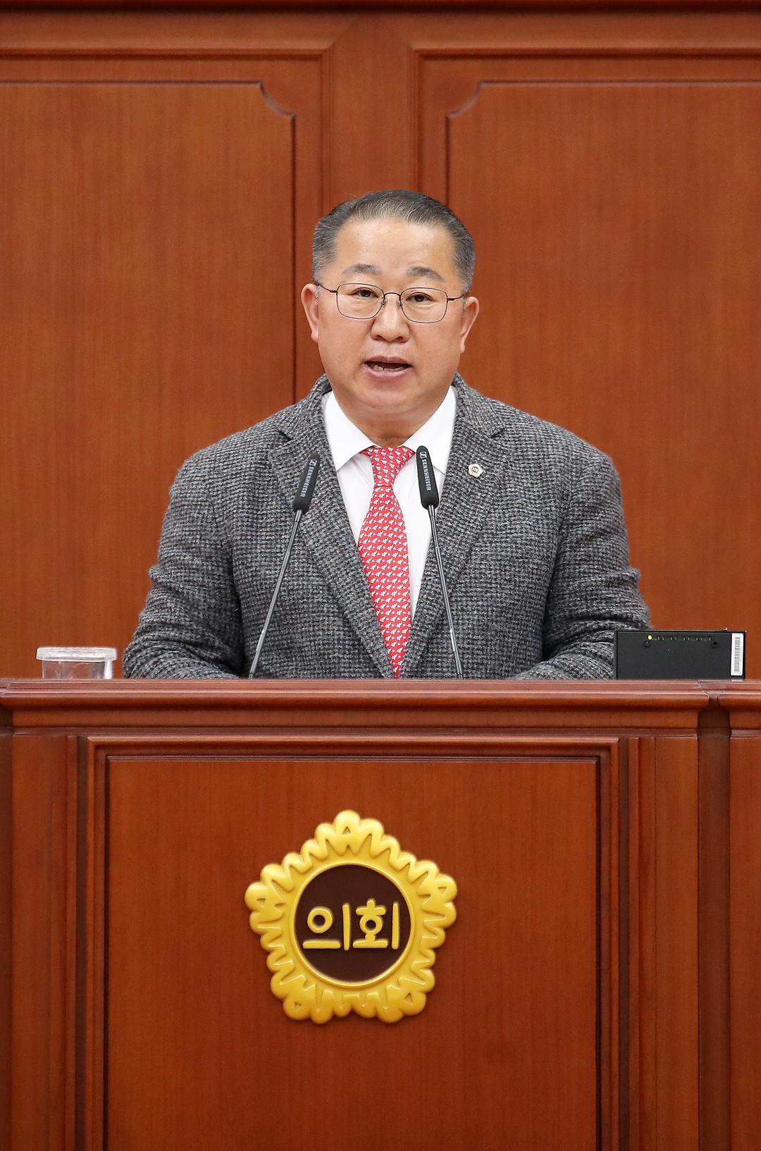 이한영