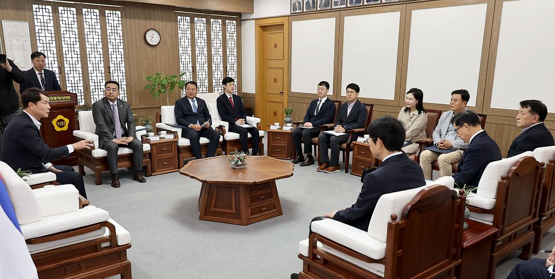 2023.04.17 2022 회계연도 결산검사위원 위촉식 (12)