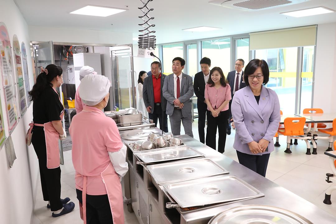 2023.06.09(교육위원회 현장방문대전어울림유치원) (6)