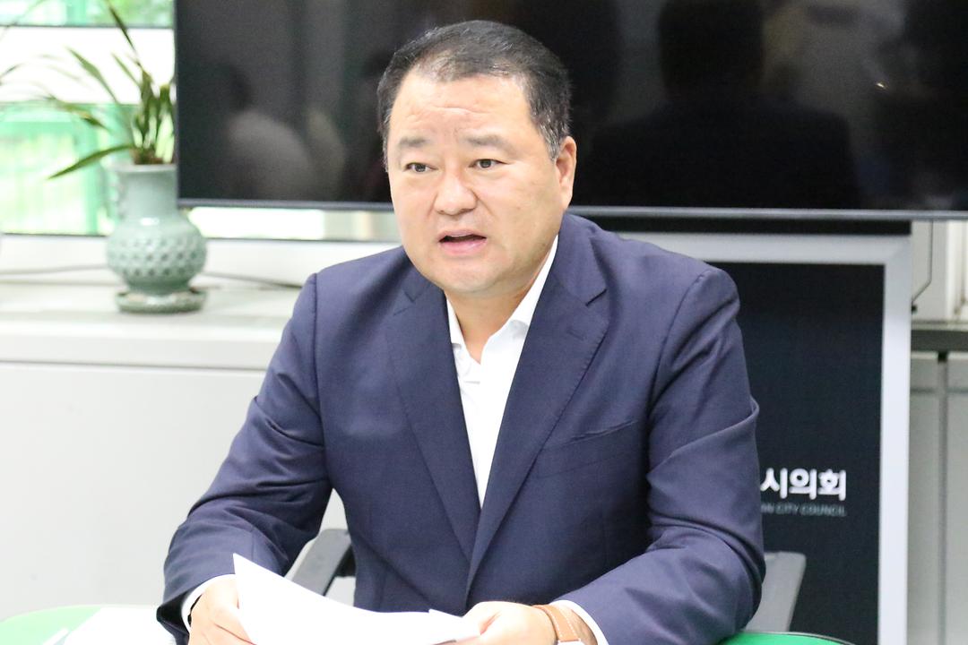 대전시의회 서류제출 요구 조례안 발의 관련 기자회견_송대윤 의원 (3)