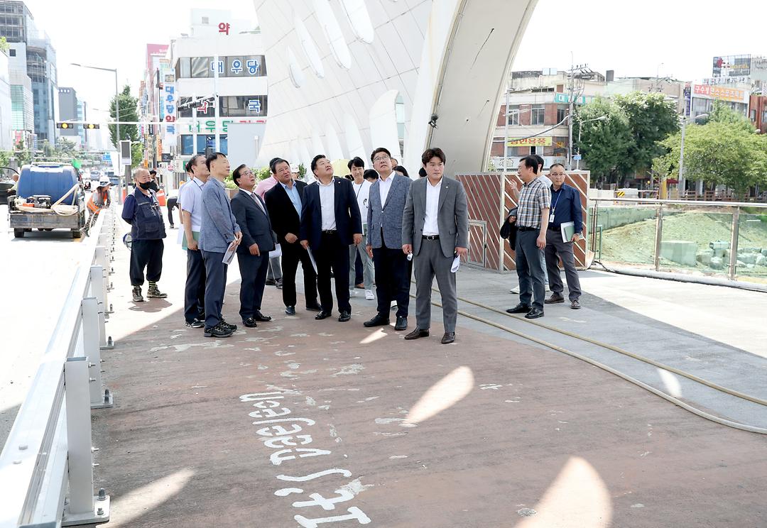 2023.07.27(산업건설위원회 현장방문_목척교)-2