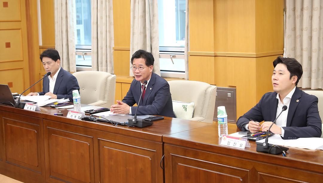 2023.11.03(대전시의회 역할과 권한 강화 방안 연구용역 중간보고회) (4)