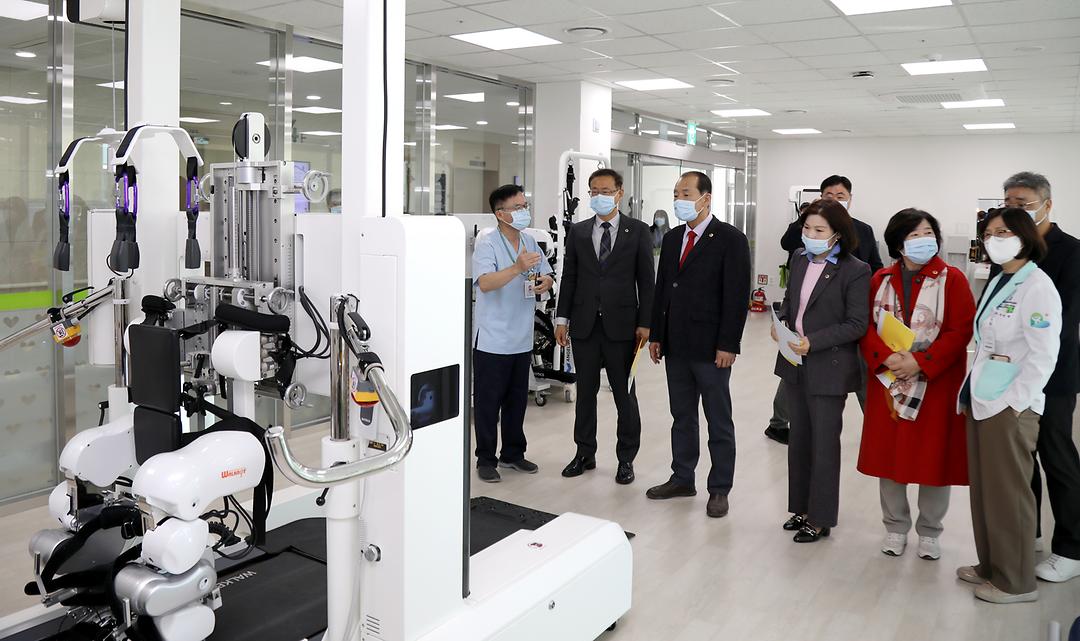 2023.11.17(복지환경위원회 현장방문_공공어린이재활병원) (1)