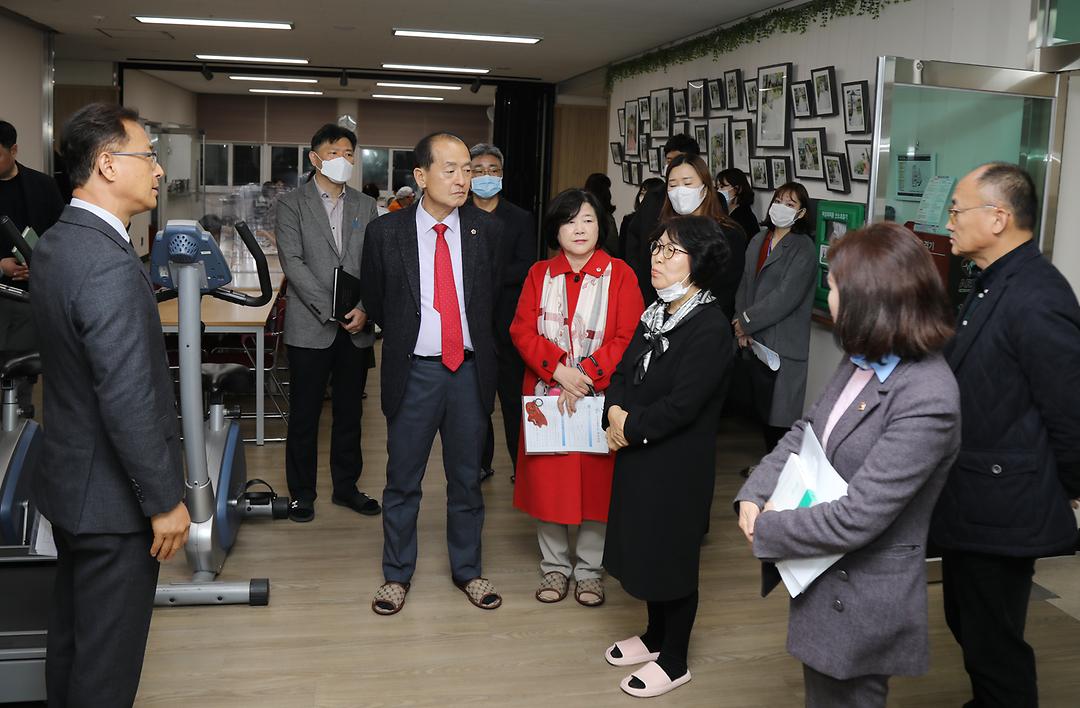 2023.11.17(복지환경위원회 현장방문_새둥지) (7)