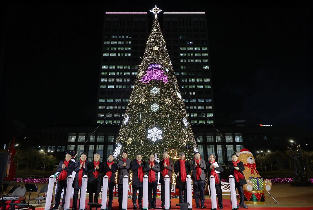 2023.12.01 2023성탄트리전등식 (7)