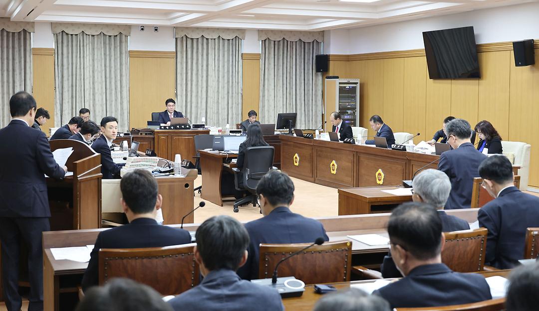 2023.12.04 제274회 제2차 정례회 예산결산위원회 (9)