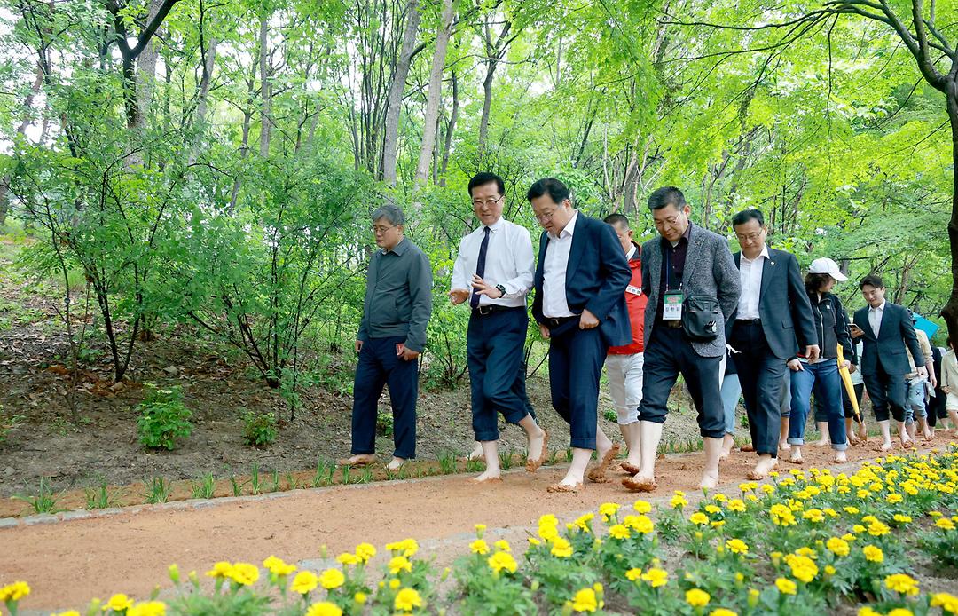 2025.05.15 한밭수목원 맨발걷기 산책로 개장식-2