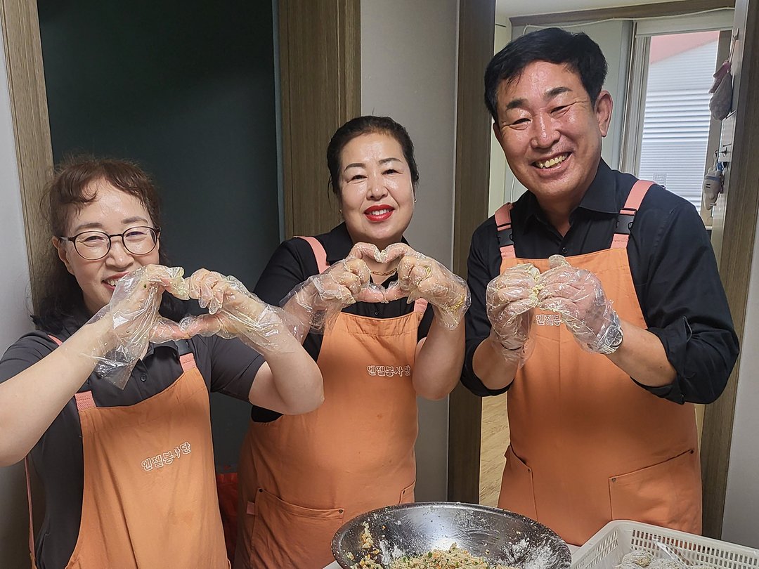 2.(20250925)이효성 복환위원장 추석 맞이 새여울단기보호센터 위문방문-3