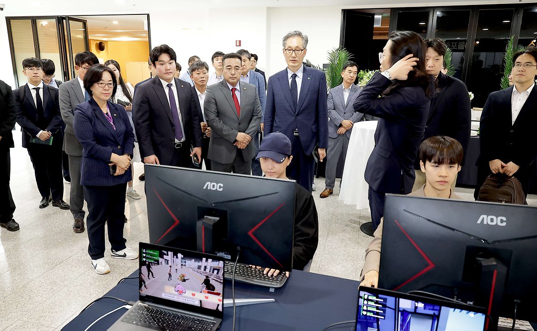 2025.09.30(디지털트윈 대전 컨퍼런스 행사)_김영삼 부의장, 박주화 의원, 김선광 의원-2