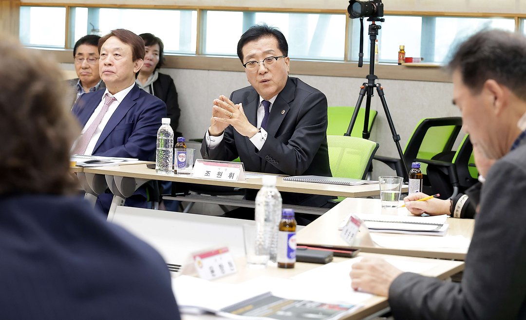 2025.10.27(혁신자문위원회와 함께하는 대전경제의 활력을 위한 신 야간경제 활성화 전략 정책토론회)-3