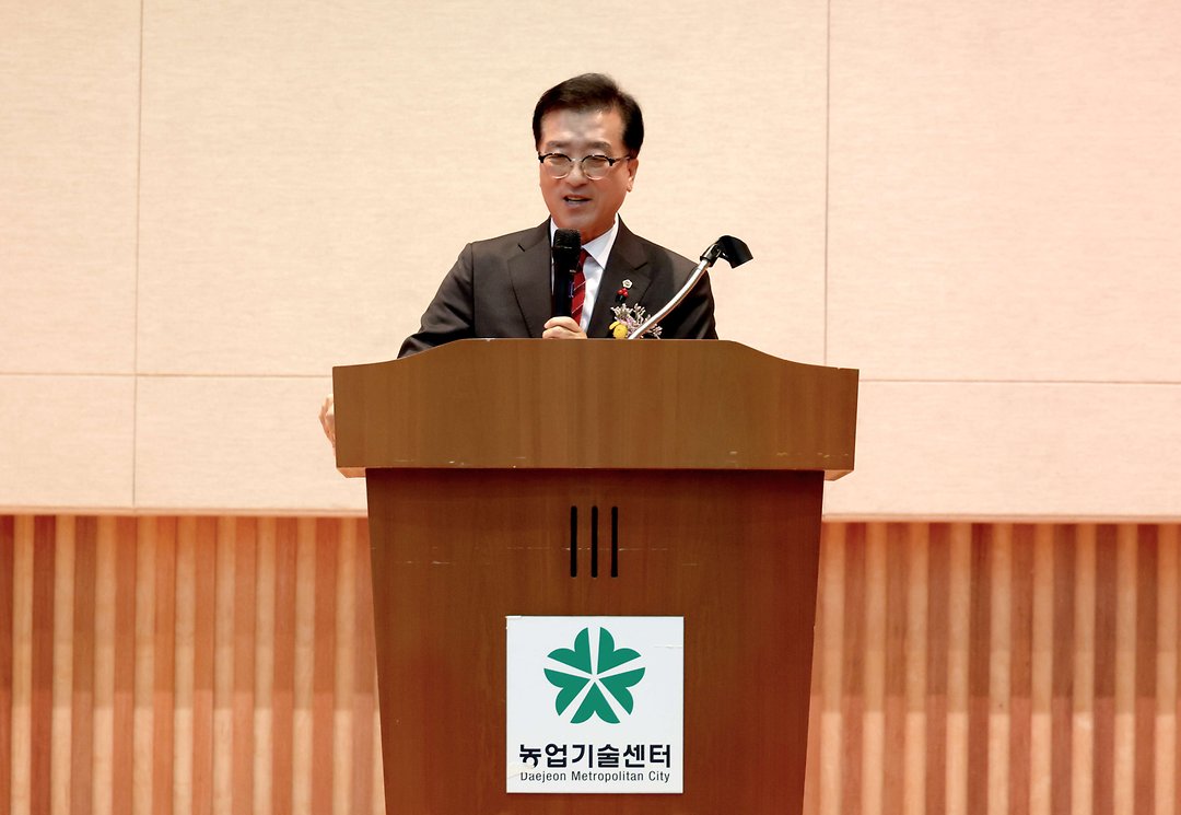 제24회 농촌지도자 진잠지역연합회 화합전진대회 참석(20251114)-2