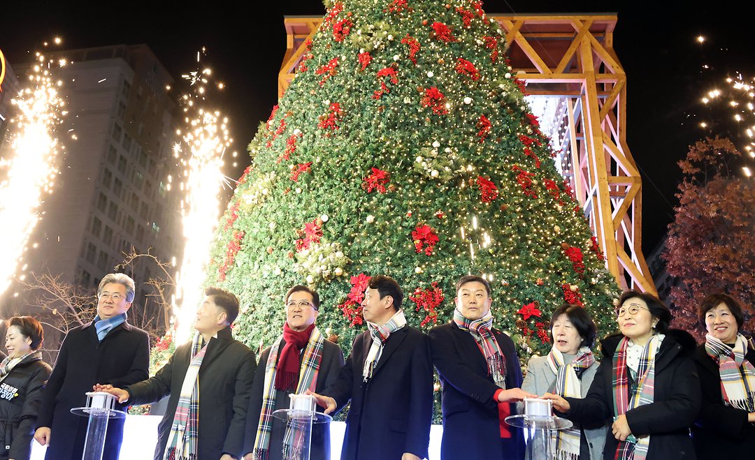 2025 유성온천 크리스마스축제 점등식-1