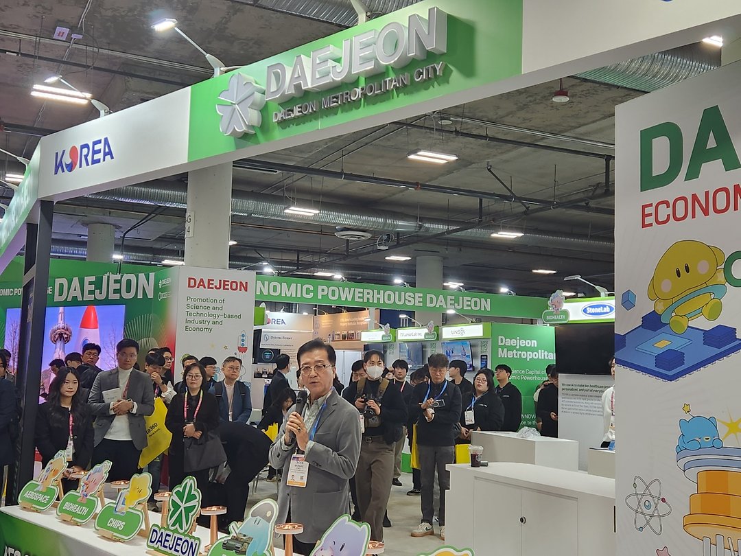 대전시의회 조원휘 의장, CES 2026 대전관 개관식 참석-1