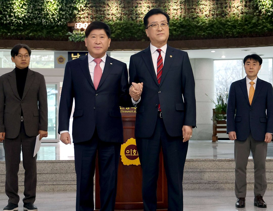 충남대전 행정통합 관련 의회 공동기자회견(20260129)-1