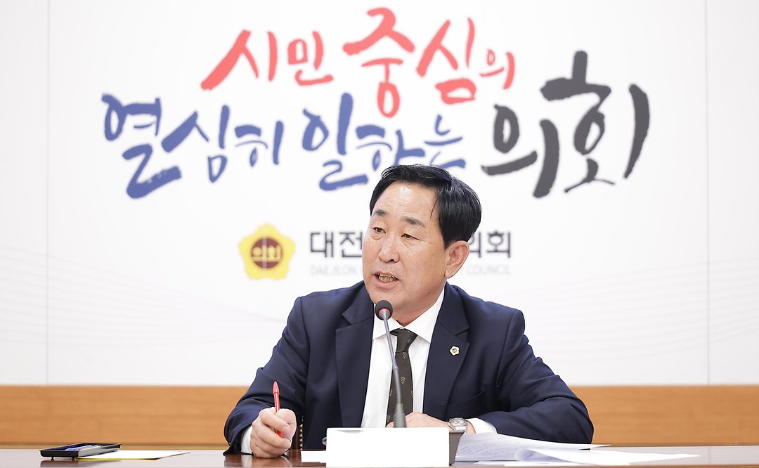 2026.02.25(어린이 사회복지급식관리지원센터 종사자 지원 방안 모색 간담회) (5)
