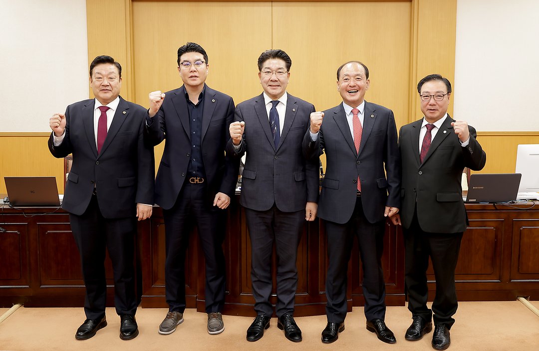 2026.03.16(제295회 임시회 지역현안규제혁신 특별위원회 회의_종료의건) (10)