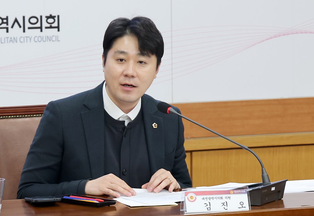 2026.03.18 대전광역시 AI 리터러시 교육 안전윤리 가이드 라인 제정을 위한 정책토론회 (8)