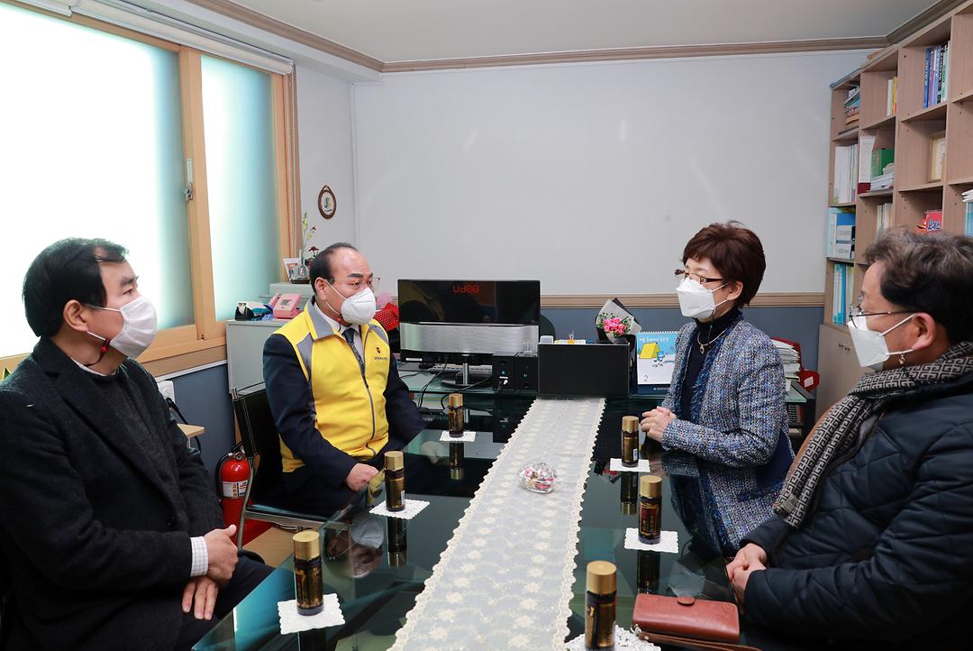 2021.02.04(은헤지역아동센터 윤종명운영위원장님)2.jpg