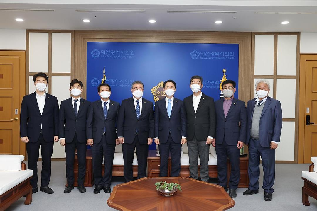 충청남도 의회 의장 접견1.jpg