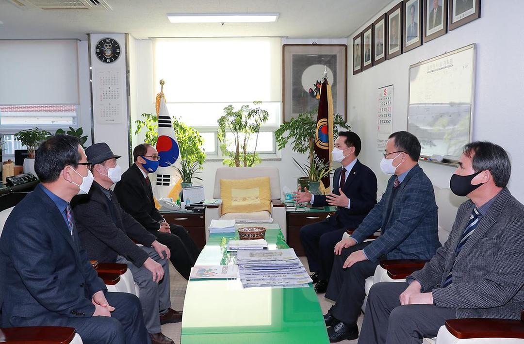 설명절 행복나눔 사회복지시설위문(대전광역시 노인복지관)2.jpg