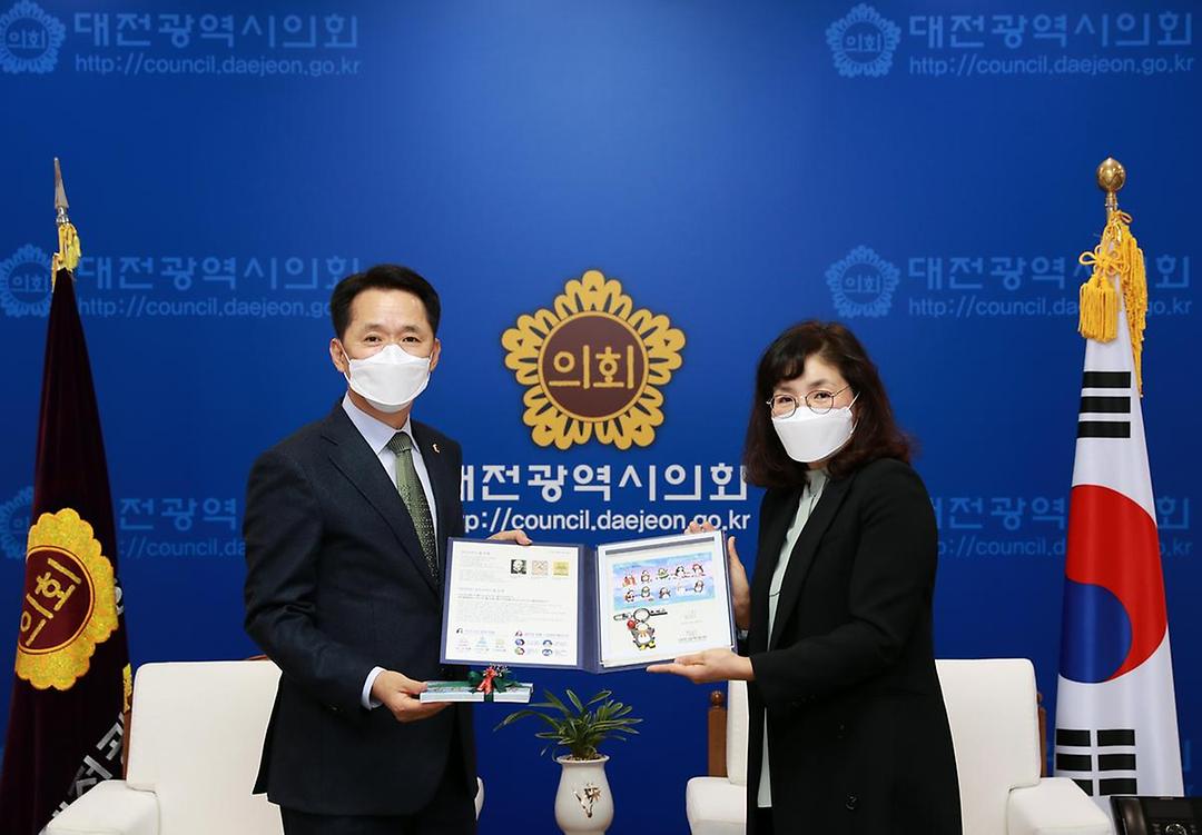 크리스마스씰 전달식.jpg