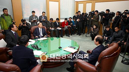 대전기관장 학교폭력대책 긴급 간담회 [ 2012-01-18 ]