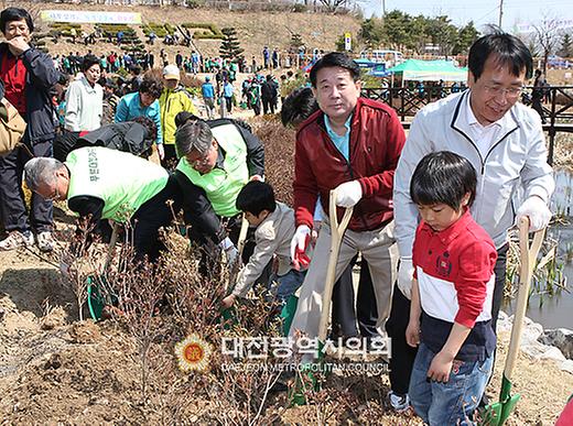 제66회 식목일 기념식수 [ 2011-04-05 ]