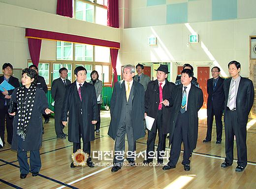 교육위원회-대전도안초등학교, 원신흥초등학교 현장방문 [ 2011-03-18 ]