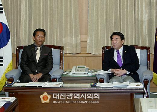 대전광역시의회 캄보디아 팸투어단 접견  [ 2011-01-27 ]