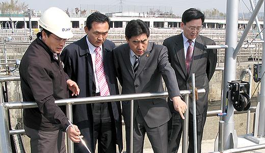 교육사회위원회-금고동 매립장 및 하수처리장 고도처리시설 현장방문 [ 2008-03-04 ]