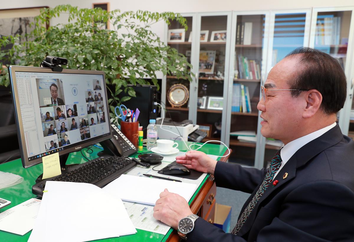 대한민국시도의회운영위원장협의회 제4차 정기회 영상회의(2021.2.8.) [ 2021-02-08 ]