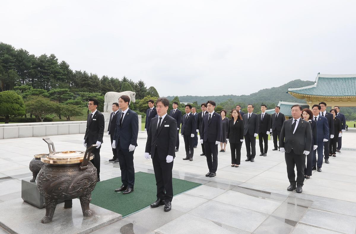 9대 대전광역시의회 개원식(보훈공원,현충원참배) [ 2022-07-08 ]