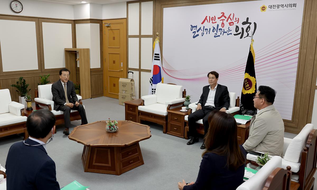 전라남도의회 김정이, 정영균의원 접견 [ 2022-10-24 ]