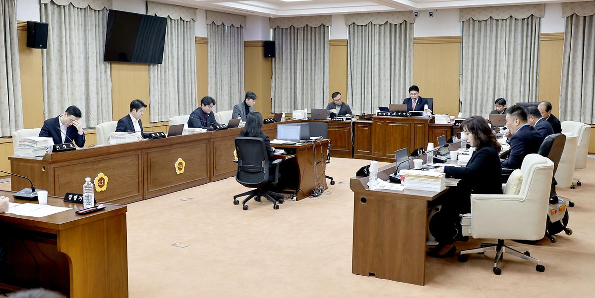 예산결산위원회(제274회 정례회) [ 2023-12-04 ]