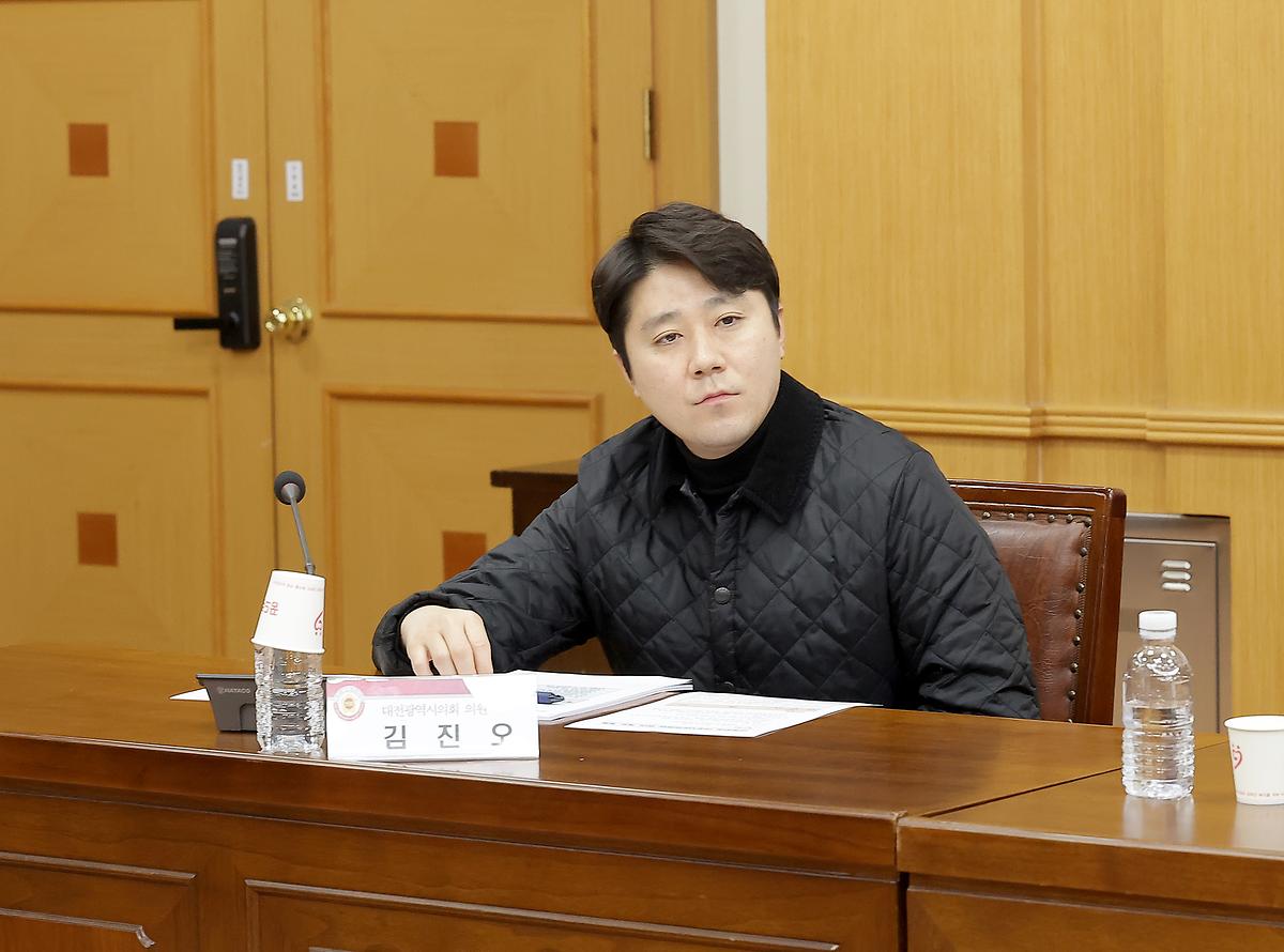 안전한 학교만들기 등 의정자문위원회 개최 [ 2025-02-28 ]